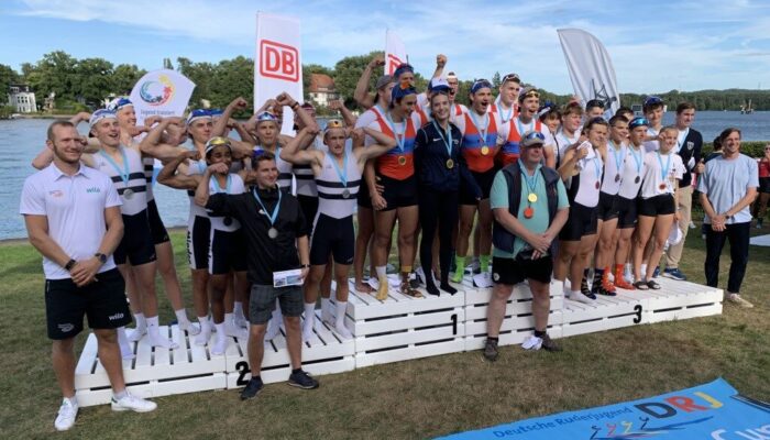 JTFO_IMG_2570 Im Schüler-Achtercup siegte die Stadtteilschule Alter Teichweg Hamburg, vor dem Besselgymnasium Minden und der Sportschule im Olympiapark – Poelchau Schule Berlin